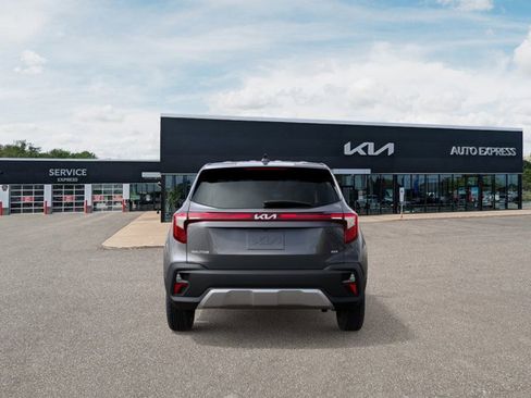 New 2026 Kia Seltos LX image 5