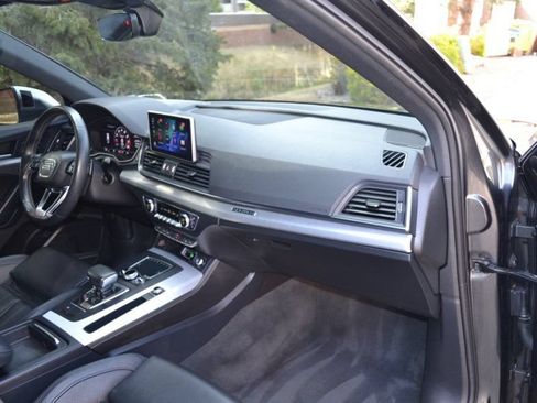 Used 2018 Audi SQ5 Prestige AWD/4WD image 24