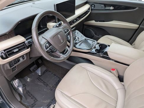 Used 2022 Lincoln Nautilus Reserve w/ Equipment Group 201A image 11