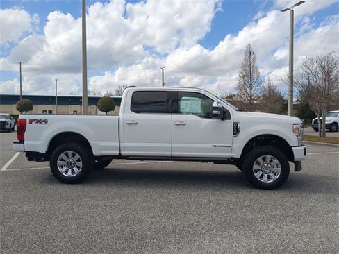 Used 2020 Ford F250 Platinum w/ FX4 Off-Road Package image 3