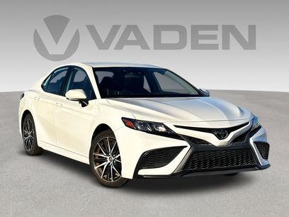 Used 2022 Toyota Camry SE