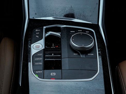 Used 2023 BMW M340i xDrive image 15