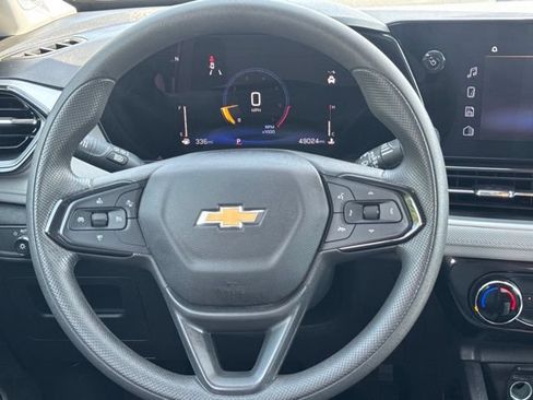 Used 2025 Chevrolet TrailBlazer LT FWD image 29