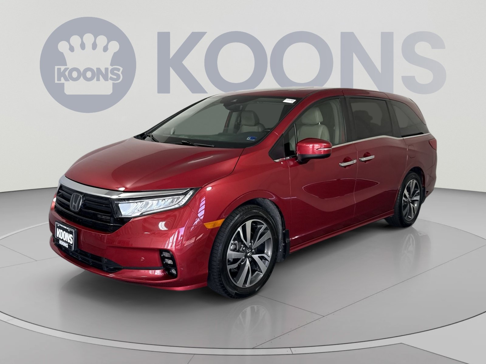 Used 2024 Honda Odyssey Touring image 1