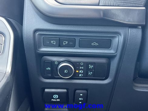 Certified 2023 Ford F150 Platinum w/ Equipment Group 701A High AWD/4WD image 17