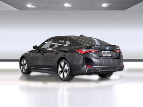 Used 2023 BMW i4 eDrive40 w/ Premium Package RWD image 3