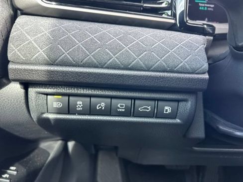 Used 2026 Toyota Camry XLE w/ Premium Plus Package FWD image 25