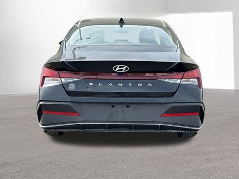 New 2026 Hyundai Elantra Sport FWD image 5