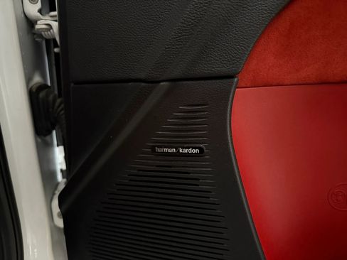 Used 2016 Dodge Challenger SRT w/ Technology Group image 22