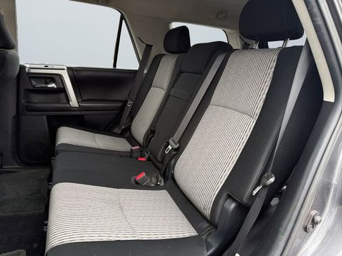 Used 2016 Toyota 4Runner SR5 image 13