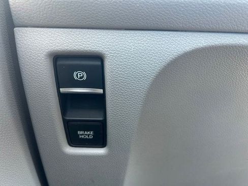 Used 2019 Honda Odyssey EX-L image 25