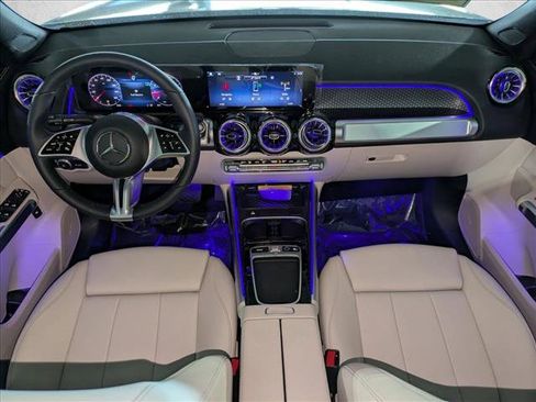 New 2025 Mercedes-Benz GLB 250 4MATIC image 16
