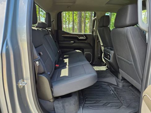 Used 2024 GMC Sierra 1500 Elevation w/ LPO, Elevation Black Package AWD/4WD image 19