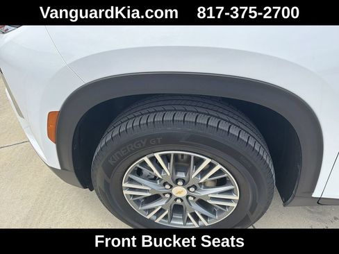 Used 2025 Chevrolet Traverse LT AWD/4WD image 22