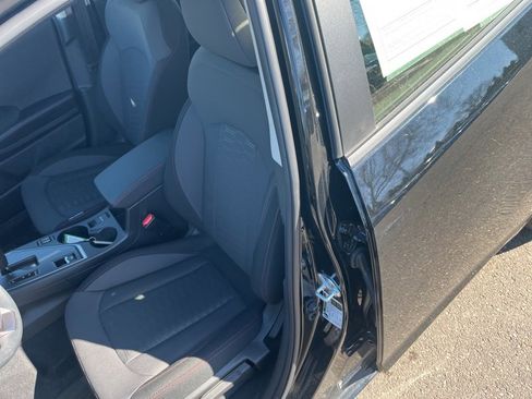 Used 2025 Subaru Impreza 2.0i Sport image 13