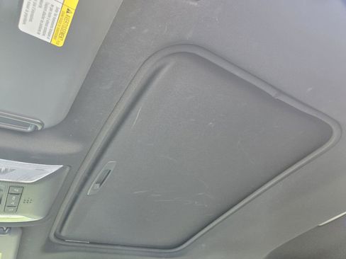 Used 2023 Toyota RAV4 XSE AWD/4WD image 27