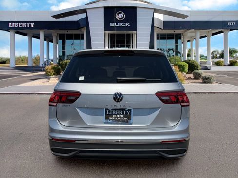 Used 2023 Volkswagen Tiguan S FWD image 4