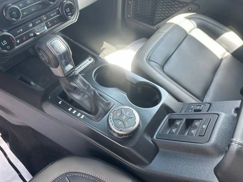 New 2026 Ford Bronco Outer Banks AWD/4WD image 25