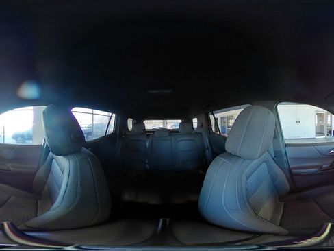 Used 2025 Chevrolet Equinox LT image 41