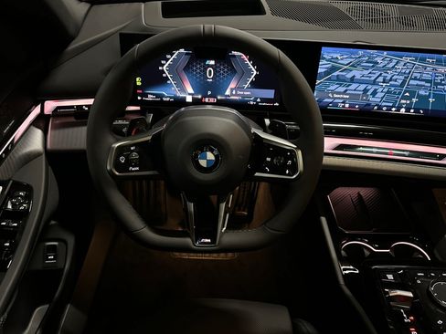 New 2027 BMW 530i xDrive w/ M Sport Package AWD/4WD image 13