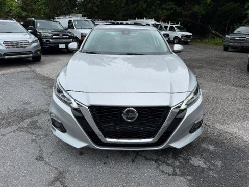 Used 2019 Nissan Altima 2.5 SL FWD image 8