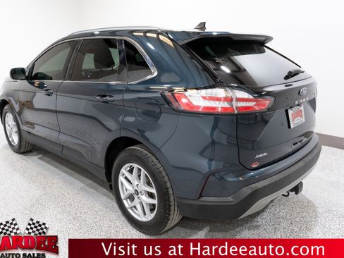 Used 2023 Ford Edge SEL w/ Convenience Package AWD/4WD image 3