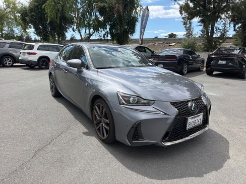 Used 2019 Lexus IS 300 F Sport w/ F Sport Package RWD image 1