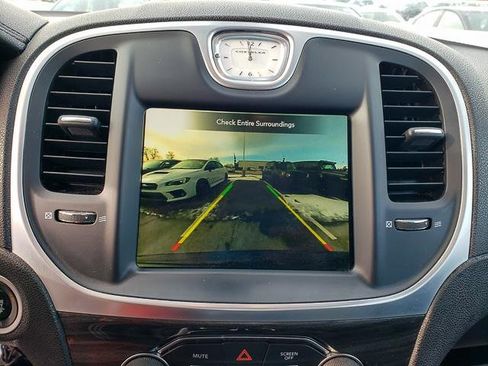 Used 2020 Chrysler 300 Touring w/ Sport Appearance Package image 16