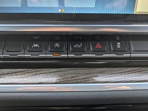 Used 2022 Chevrolet Silverado 1500 LT image 31