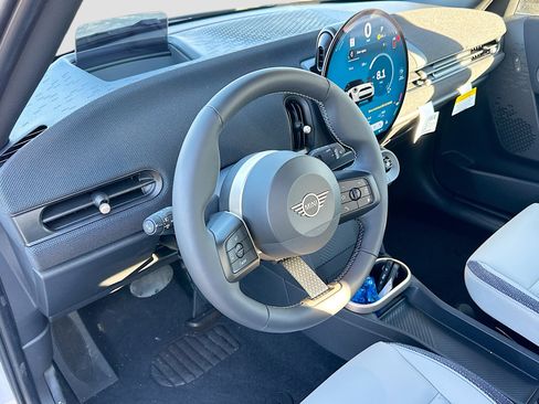 New 2026 MINI Cooper 4-Door Hardtop image 7