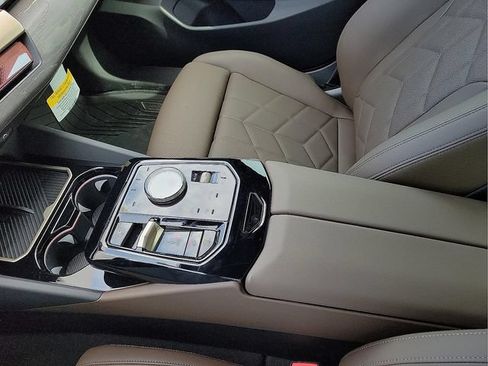 New 2027 BMW 530i xDrive w/ Premium Package AWD/4WD image 30