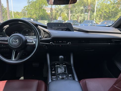 Used 2023 MAZDA MAZDA3 s FWD image 28
