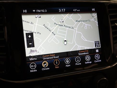 Used 2021 Jeep Grand Cherokee Limited image 47