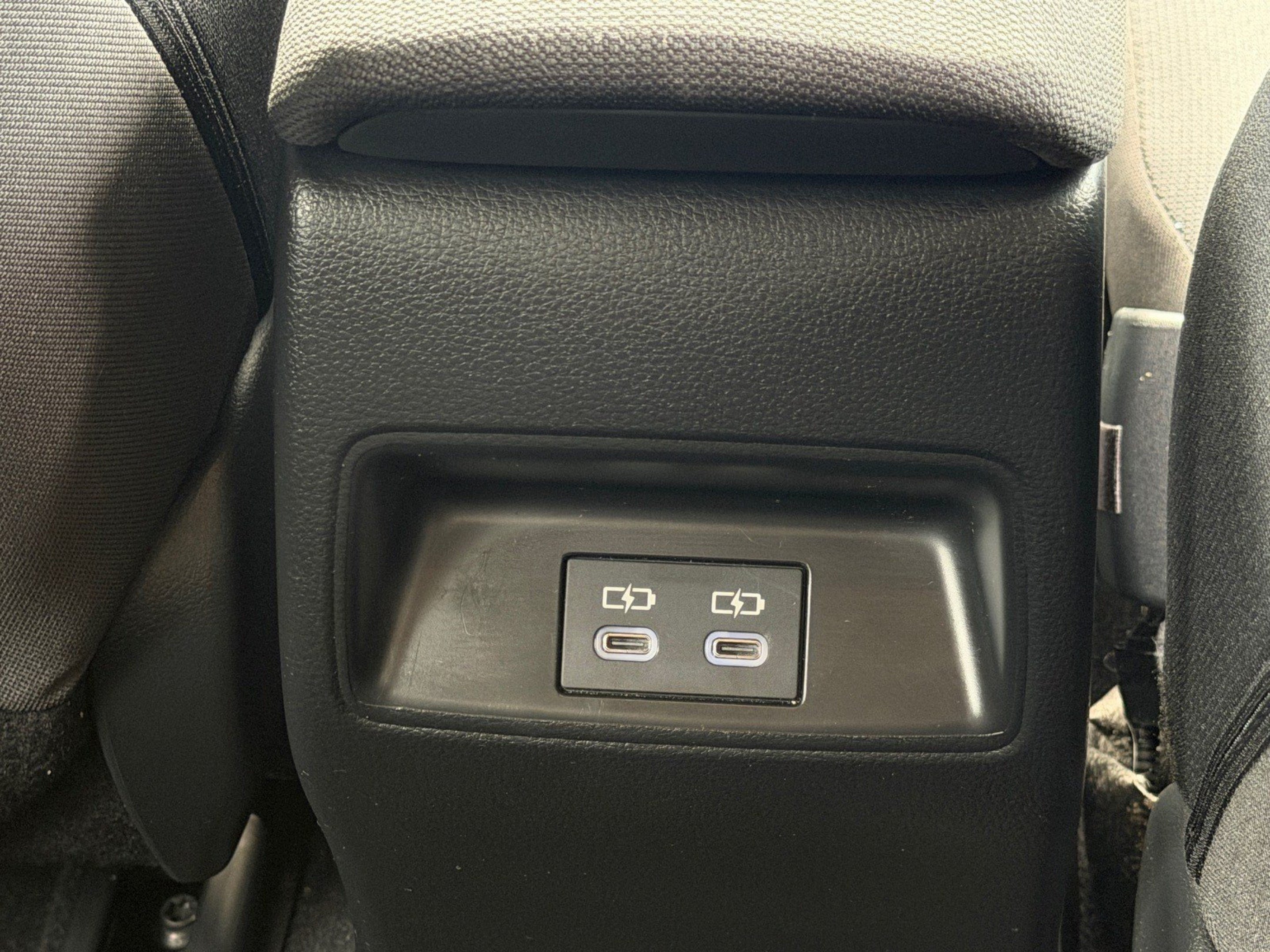 Used 2024 Toyota Corolla LE FWD image 19