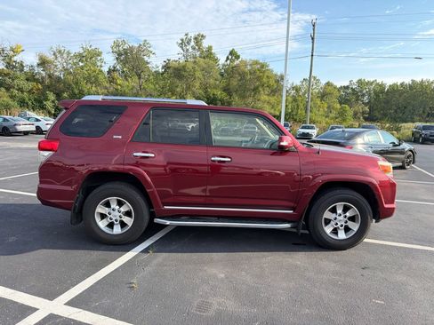 Used 2013 Toyota 4Runner SR5 w/ Premium Pkg AWD/4WD image 7