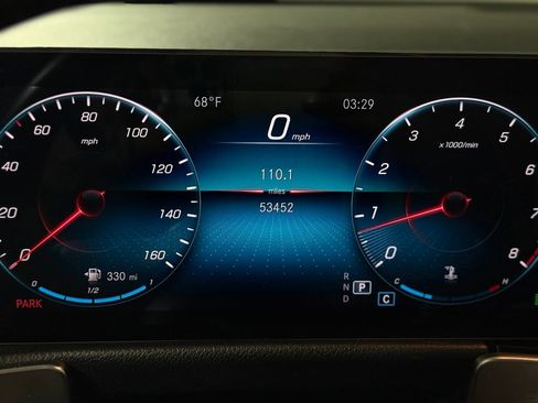 Used 2022 Mercedes-Benz GLB 250 4MATIC image 13