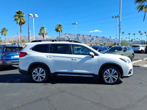 Certified 2022 Subaru Ascent Limited w/ Technology Package image 11