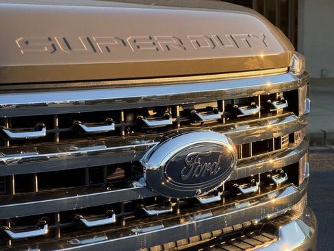 New 2026 Ford F250 Lariat w/ Lariat Ultimate Package image 6