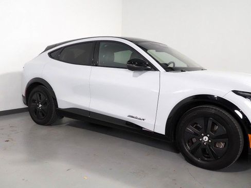 Used 2023 Ford Mustang Mach-E California Route 1 image 44