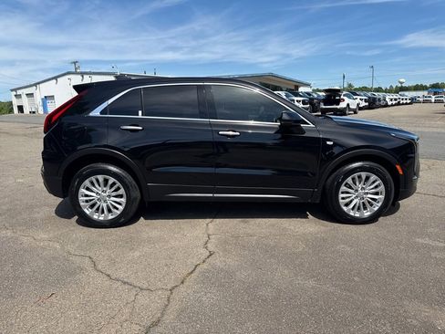 Used 2024 Cadillac XT4 Luxury FWD image 6