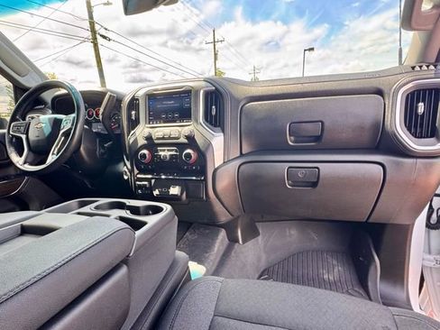 Used 2023 Chevrolet Silverado 2500 LT w/ Convenience Package AWD/4WD image 12
