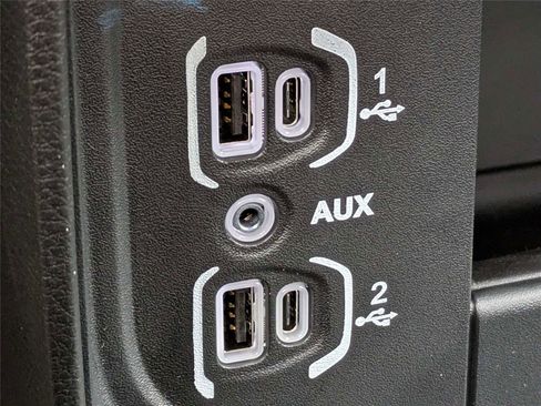 New 2026 RAM 2500 Tradesman AWD/4WD image 22