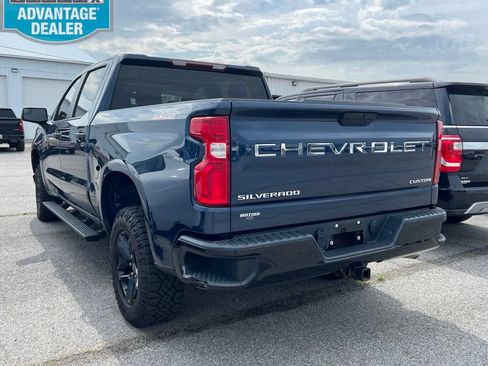 Used 2021 Chevrolet Silverado 1500 Custom Trail Boss w/ Safety Confidence Package AWD/4WD image 4