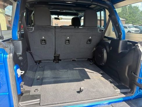 Used 2022 Jeep Wrangler Unlimited Sport AWD/4WD image 25