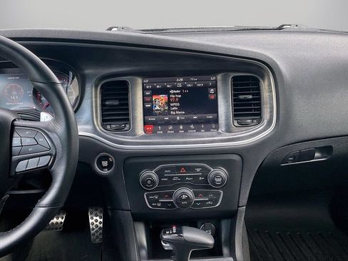 Certified 2018 Dodge Charger R/T RWD image 13