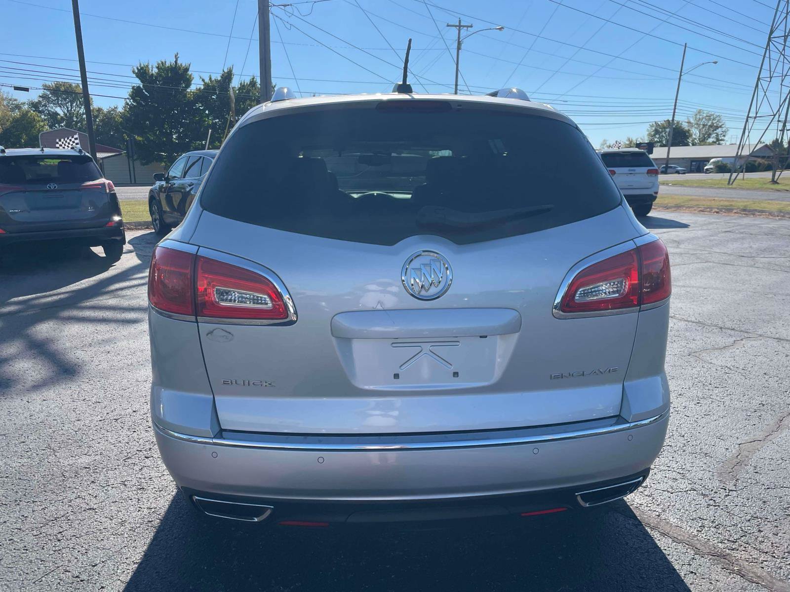 Used 2016 Buick Enclave Premium w/ Experience Buick Package FWD image 6