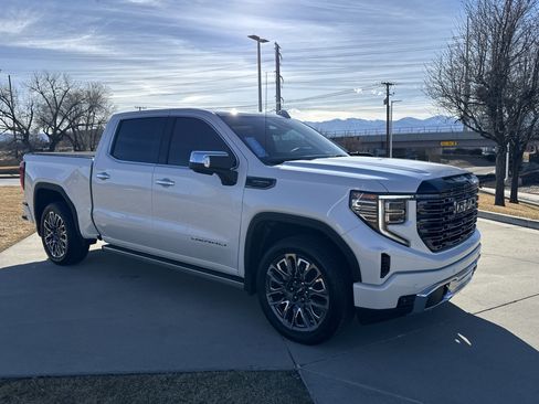 Used 2025 GMC Sierra 1500 Denali Ultimate image 5