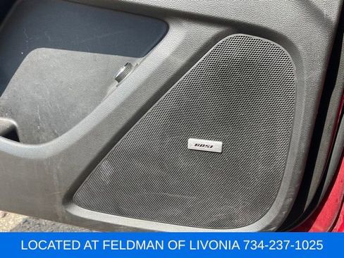 Used 2020 Chevrolet Traverse LT w/ LT Premium Package FWD image 24