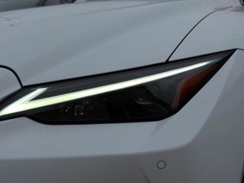 Used 2023 Lexus IS 350 F Sport w/ Memory Package image 12