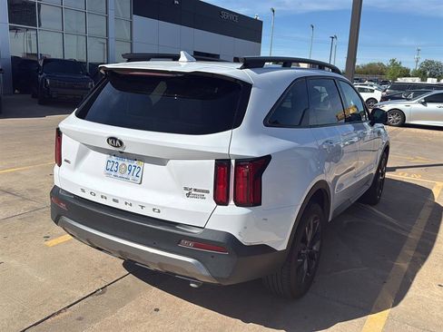 Used 2021 Kia Sorento SX Prestige image 9